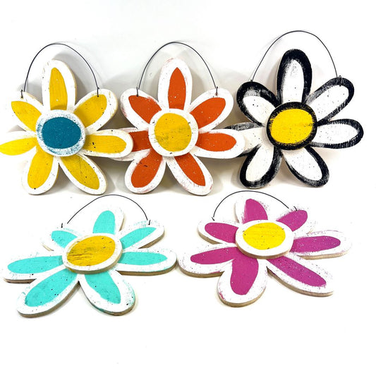 14" Wood Flower Hanger - Asst Colors