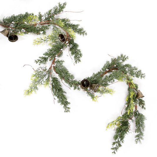 Juniper and Cream Pip Berry Garland