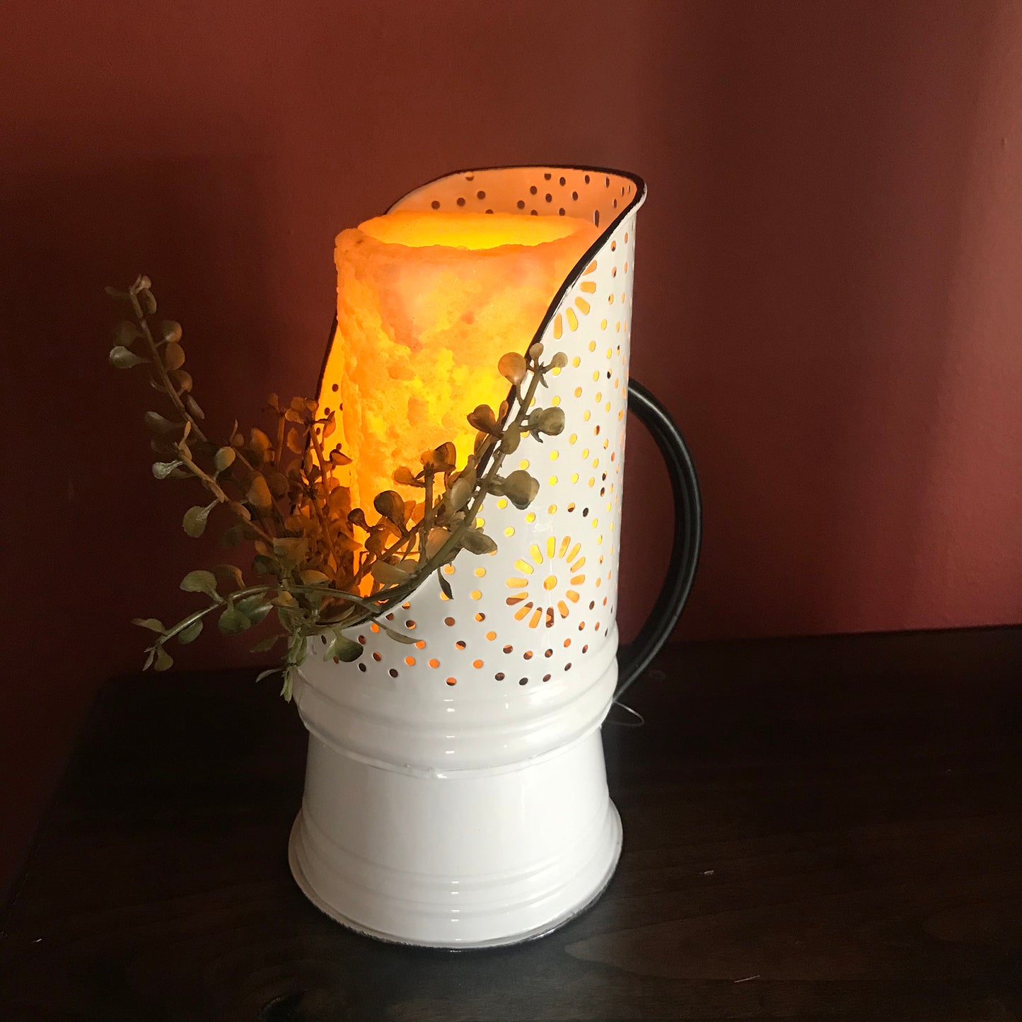 Enamel Scoop Candle Holder