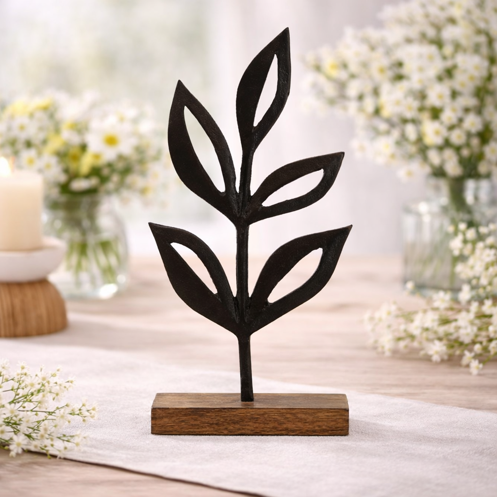 Black Metal Leaf Stem on Stand