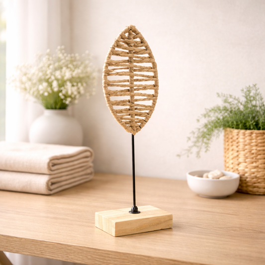 19" Woven Leaf on Stand